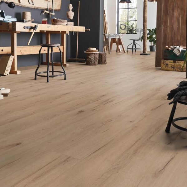 Harvest Oak Sand · D81682